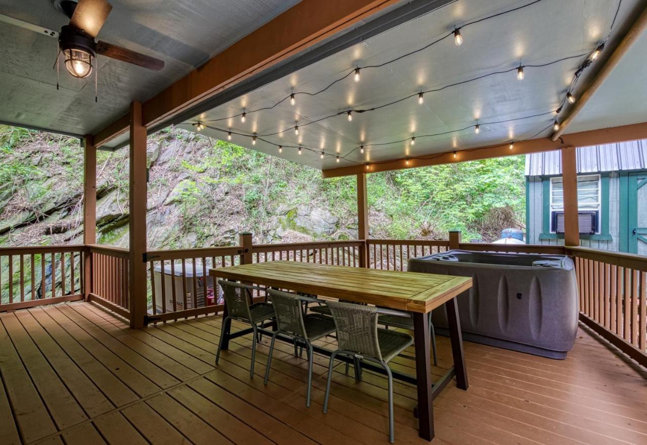 Great Location - Hot Tub - Dog Friendly Villa Sevierville Luaran gambar